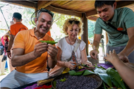 Travel firms drive tourist flows, boost tourism value